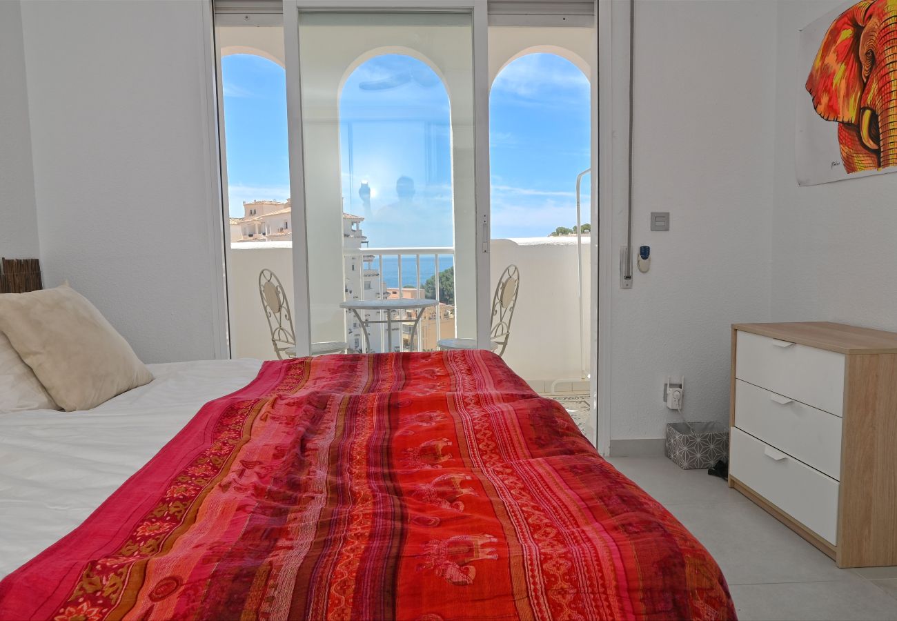 Ferienwohnung in Almuñecar - Penthouse, Terrasse, Meerblick, 2 Min. zu Fuß zum Strand