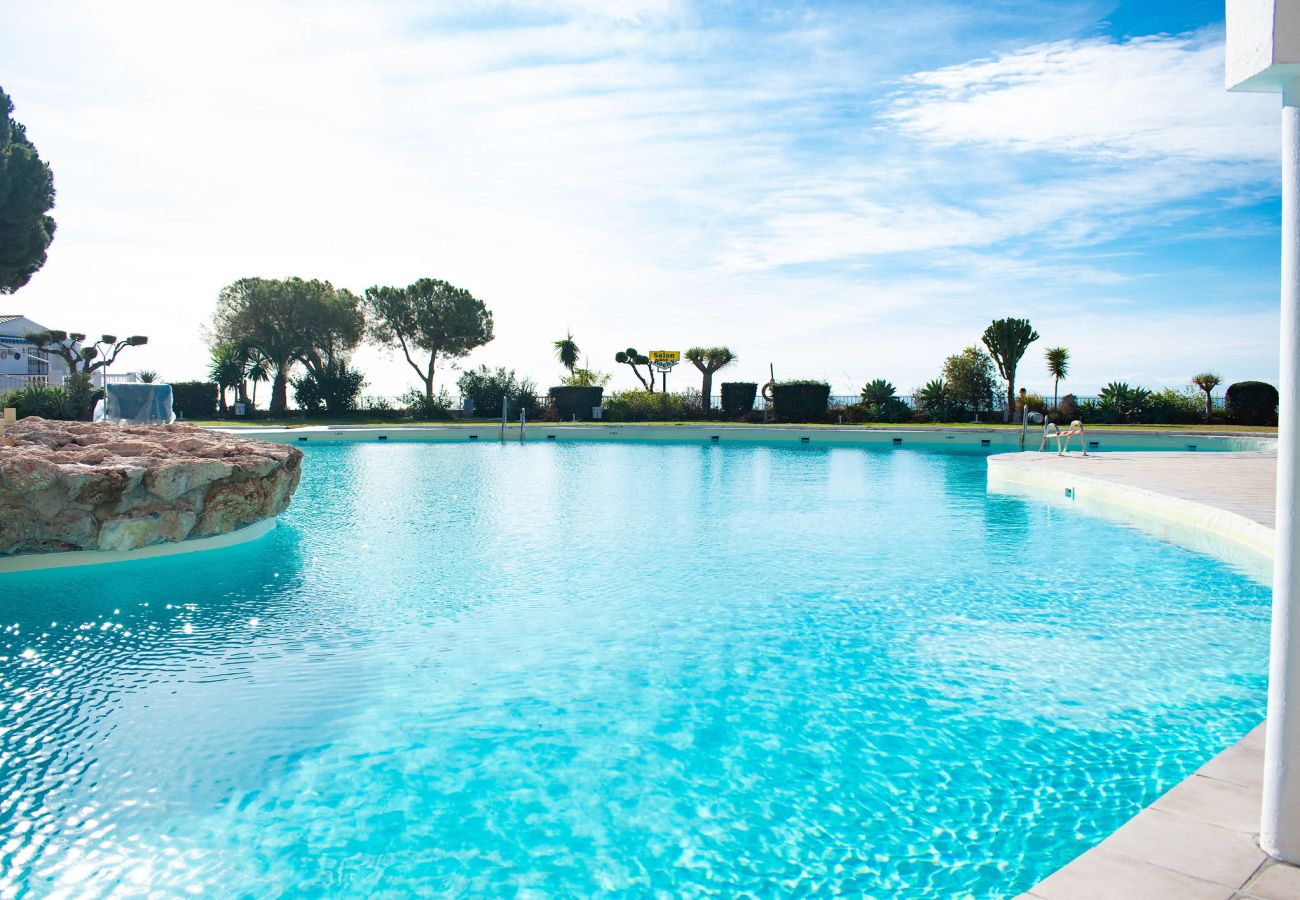 Stadthaus in Nerja - Gemütliches Haus in Capistrano, in der Nähe von Nerjas größtem Pool