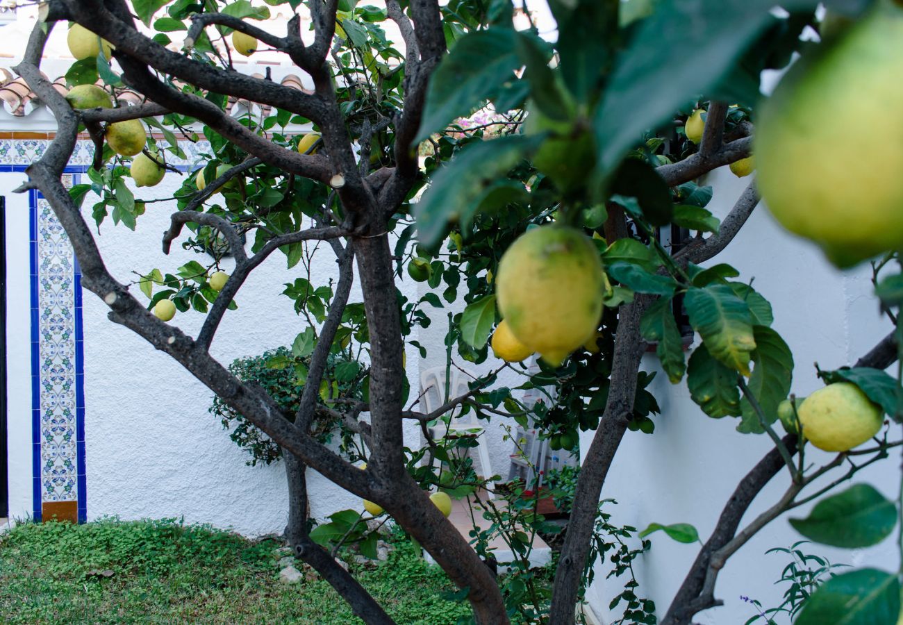 Stadthaus in Nerja - Gemütliches Haus in Capistrano, in der Nähe von Nerjas größtem Pool