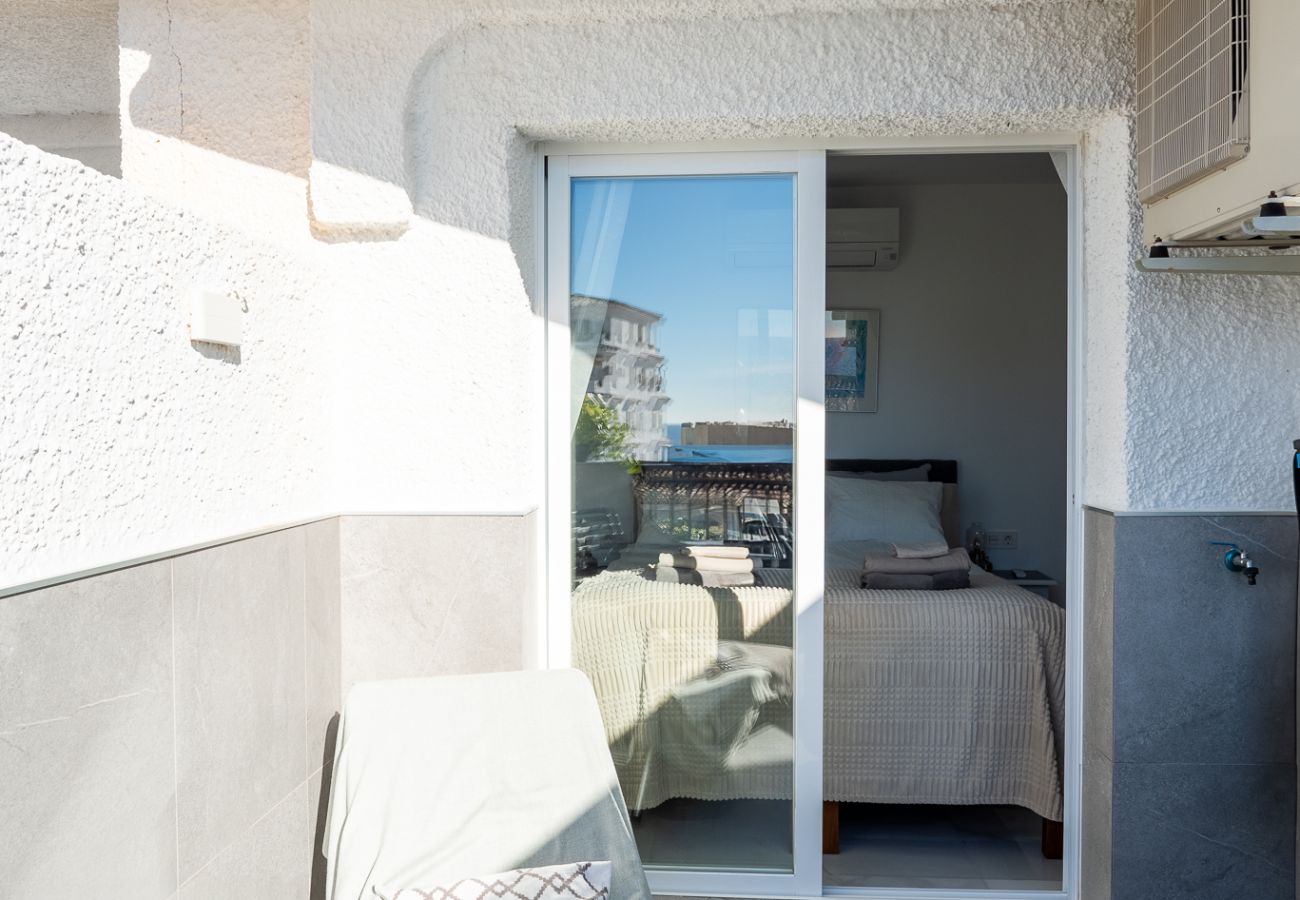 Ferienwohnung in Almuñecar - Luxuriöses Penthouse mit großer Dachterrasse – 2 Minuten zum traumhaften Strand