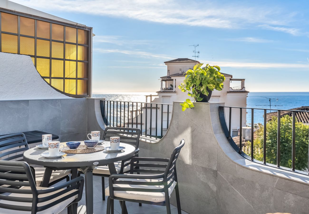 Ferienwohnung in Almuñecar - Luxuriöses Penthouse mit großer Dachterrasse – 2 Minuten zum traumhaften Strand