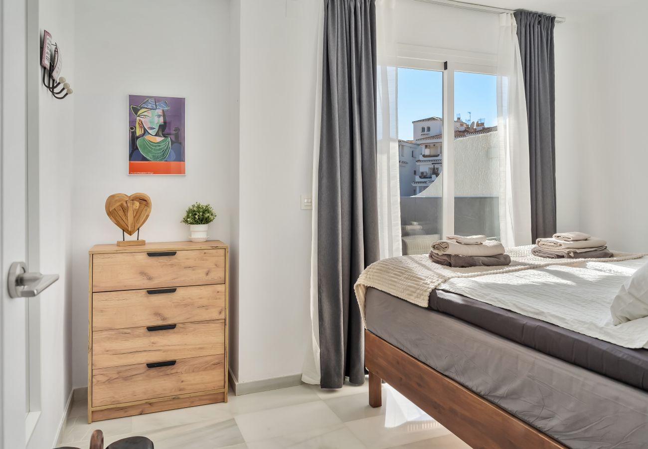 Ferienwohnung in Almuñecar - Luxuriöses Penthouse mit großer Dachterrasse – 2 Minuten zum traumhaften Strand