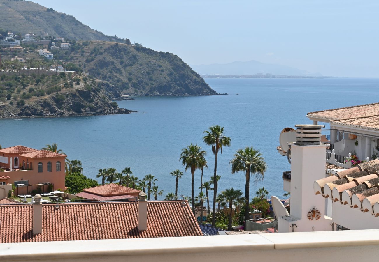 Apartment in Almuñecar - Penthouse, Terrace, Sea view 2 min. walk to beach