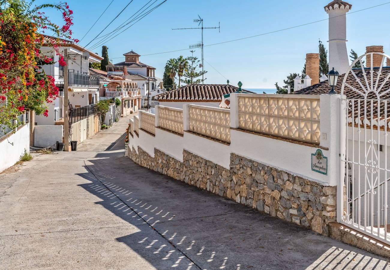 Apartment in Almuñecar - Cozy Retreat Near Beach & Dining