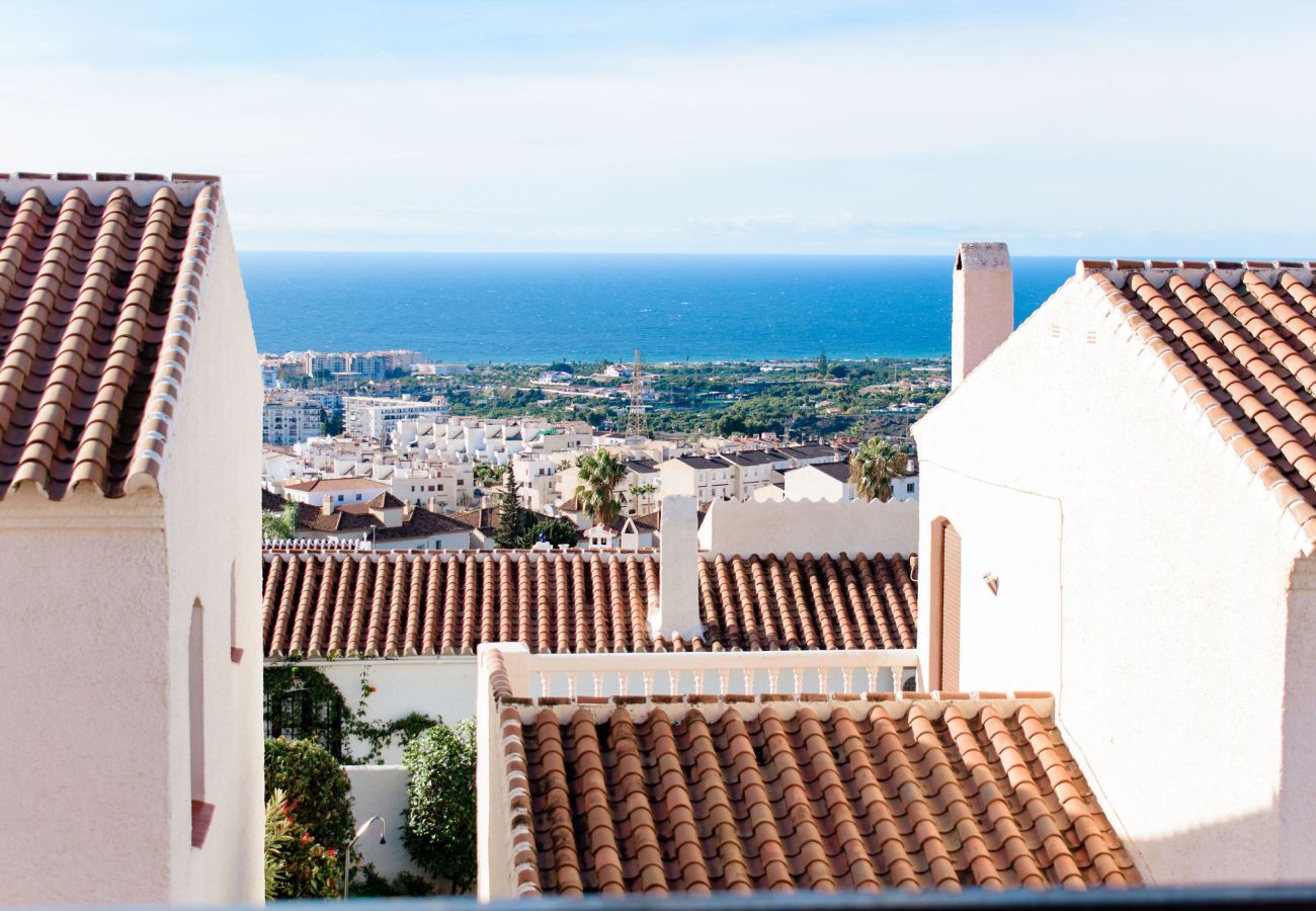 Radhus i Nerja - Mysigt hus i Capistrano, nära Nerjas största pool