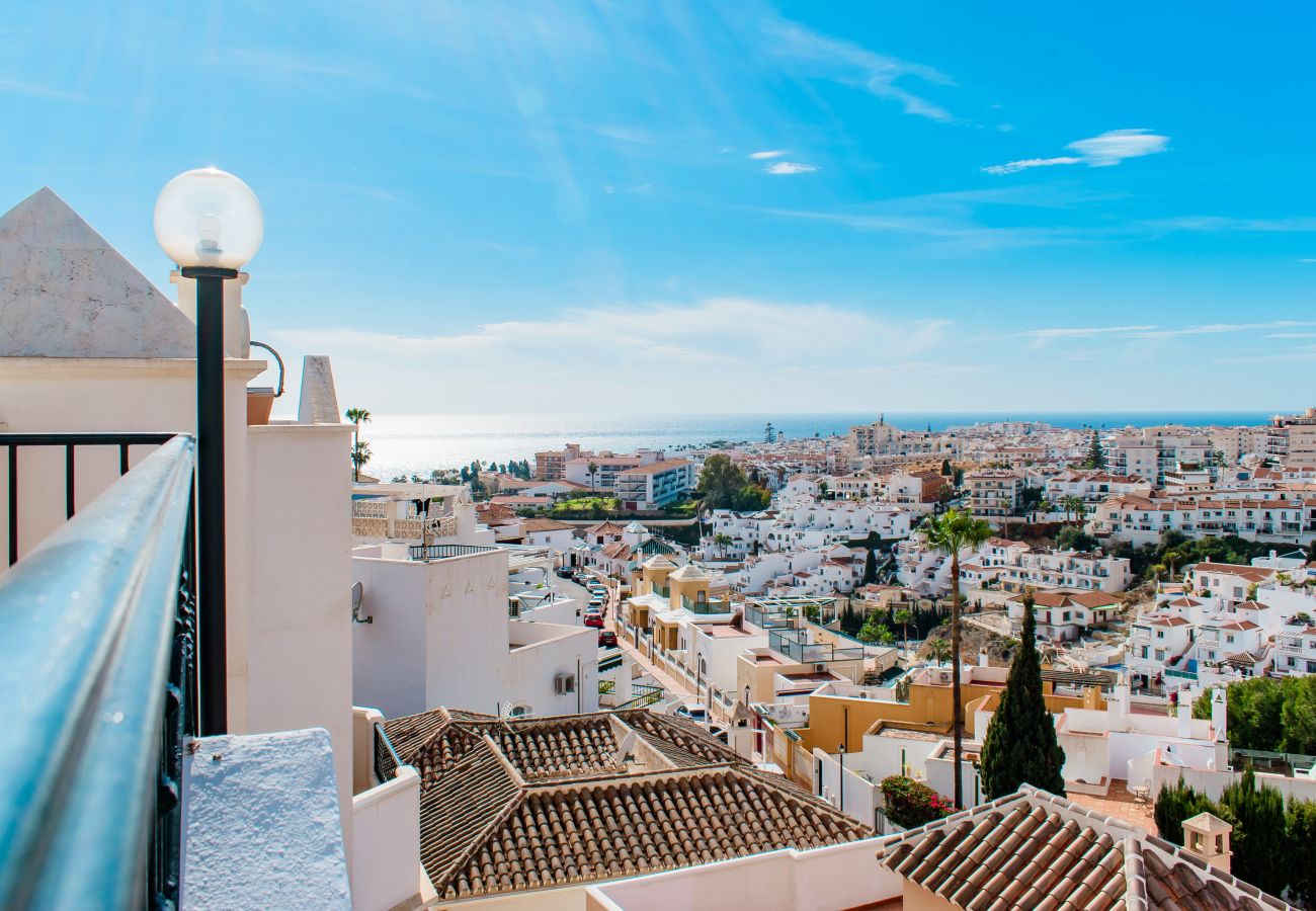 Villa i Nerja - Fantastisk villa, 3 terrasser, 5 min.  promenad till Burriana Beach