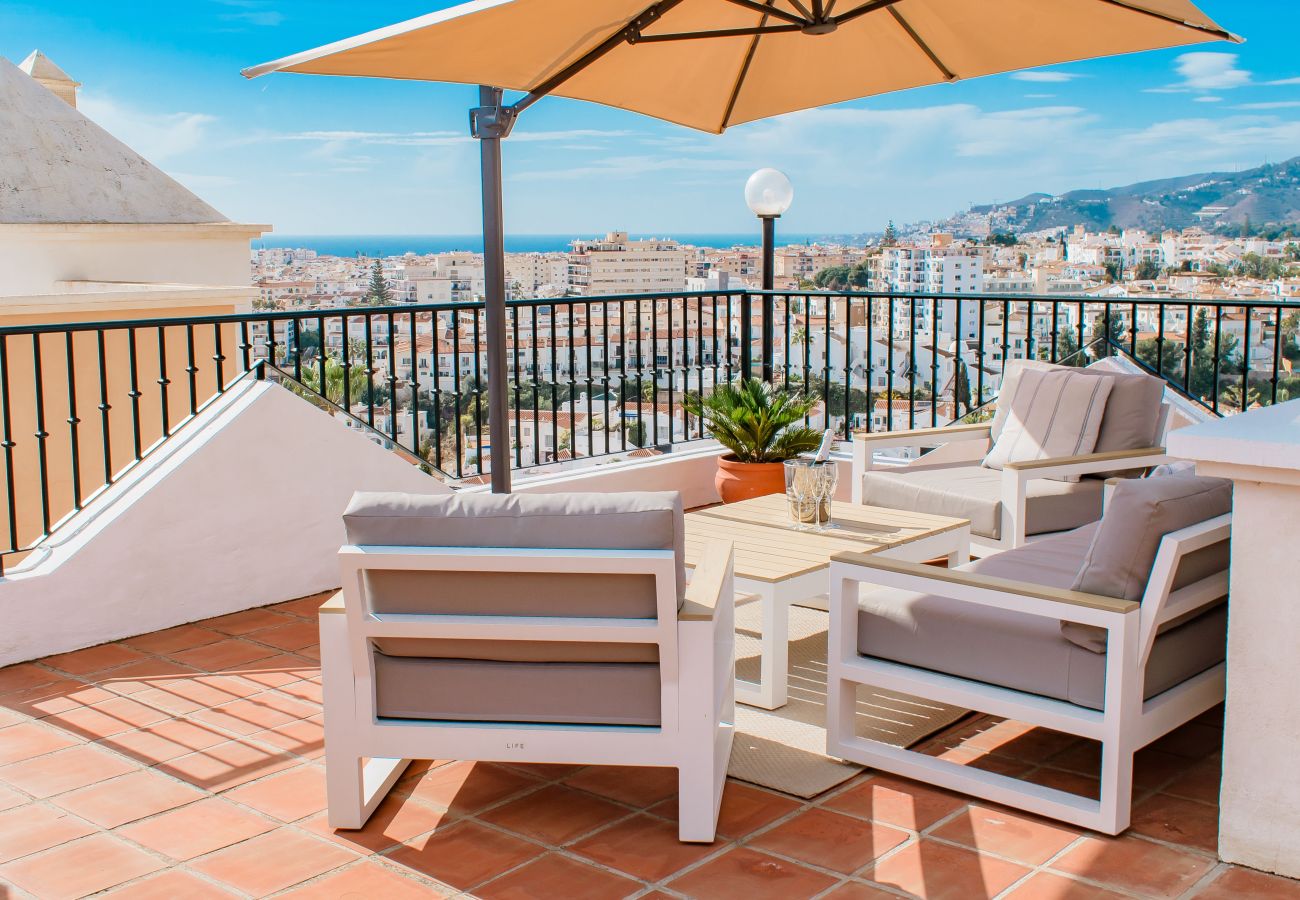 Villa i Nerja - Fantastisk villa, 3 terrasser, 5 min.  promenad till Burriana Beach